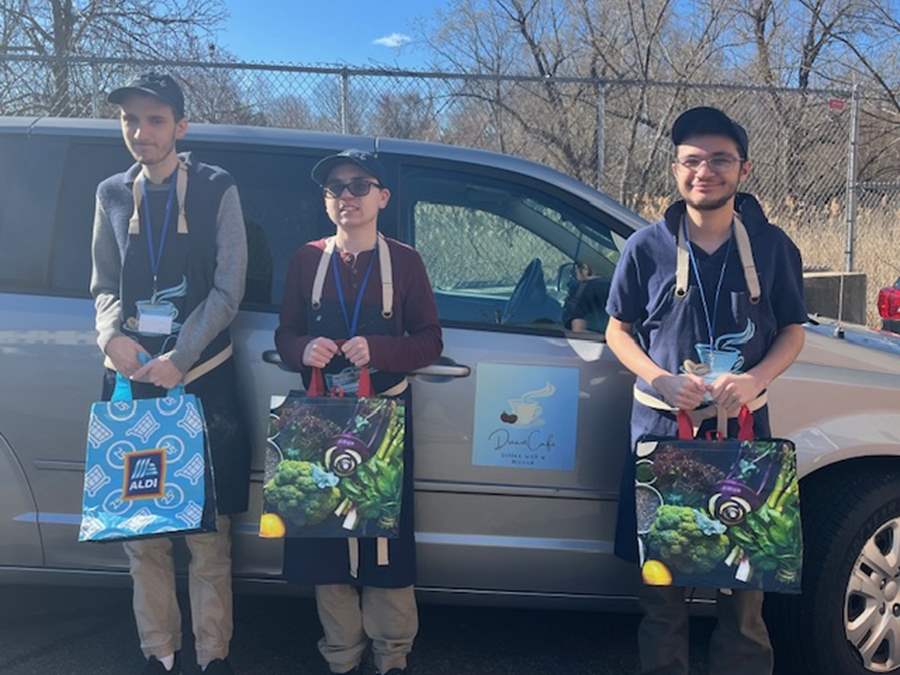 Delivery dudes